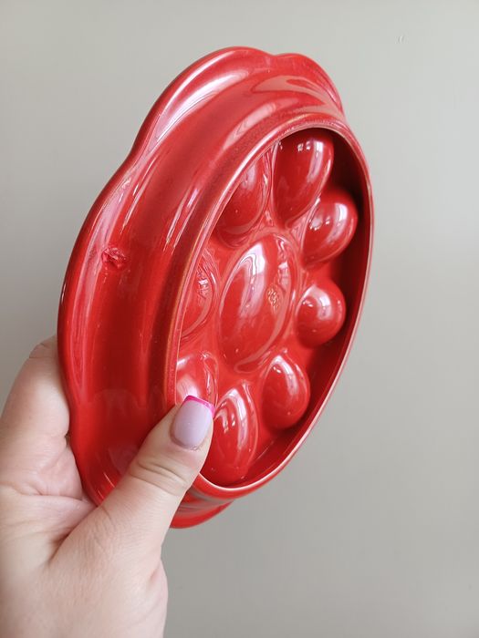 Talerzyk patera na jajka talerz taca czerwony ceramiczny półmisek vtg