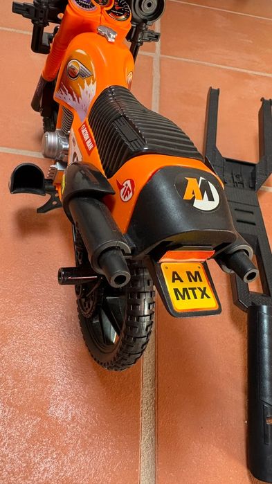 Action Man Moto cor laranja