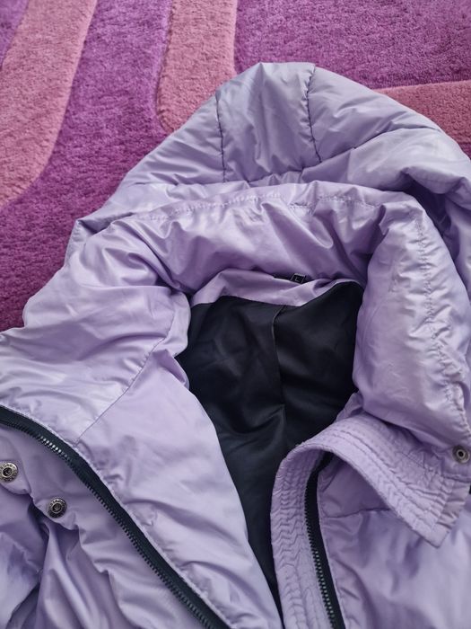 Сучасна курточка для дівчини