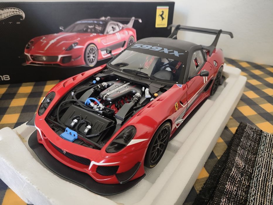 Ferrari 599xx Evo Hot wheels elite 1/18
