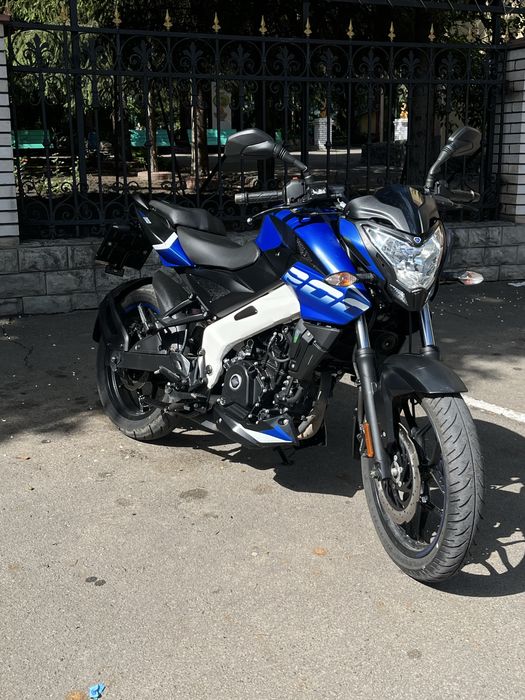 Bajaj pulsar ns 200