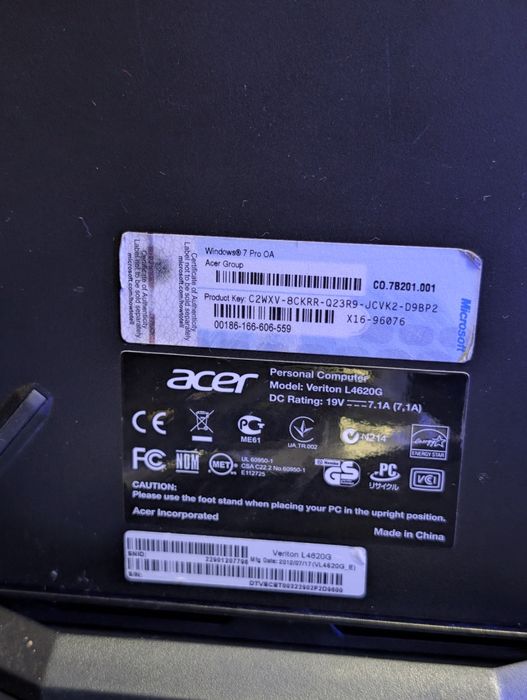 acer INTEL CORE 7, 8g DDR3, 256gb.

SRURN 3.10GHZ