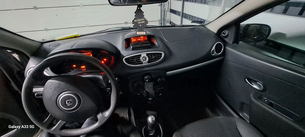 Renault Clio Renault Clio III 1.2 16V LPG – złom z potencjałem.