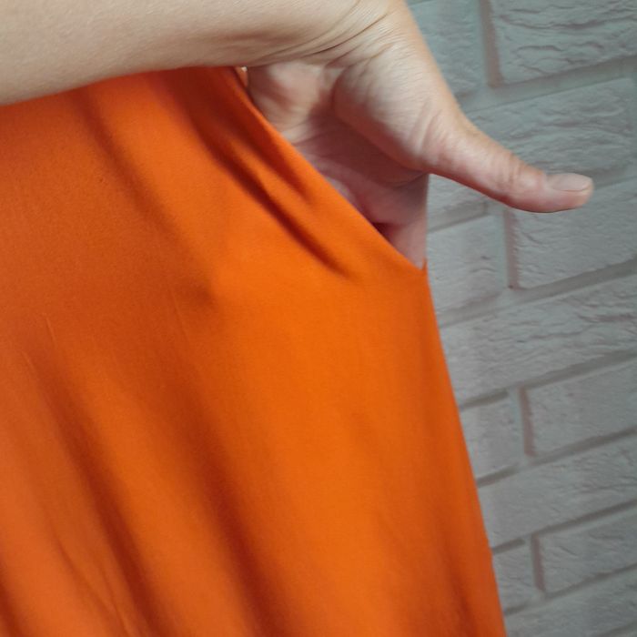 Sprzedam  sukienkę  wiskozową