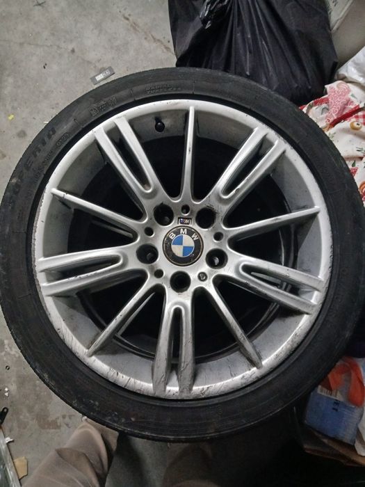 3 Jantes BMW style 193 17 com pneus