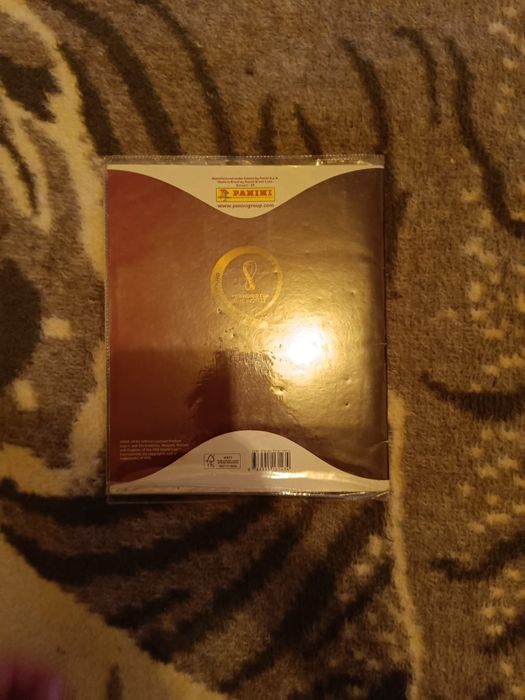 álbum de capa mole com proteção de plástico da Copa do Mundo 2022