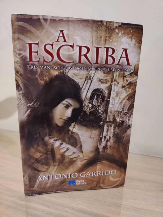 Livro: A escriba de António Garrido