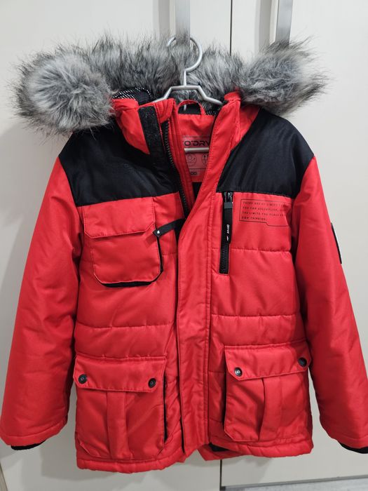 Kurtka 4f 128 zimowa czerwona