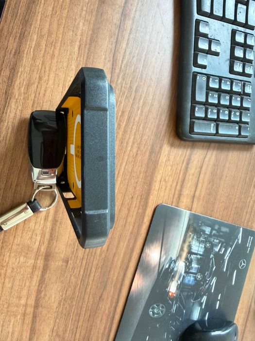 Etui UAG  na iPhone 17 Pro Max - żółte