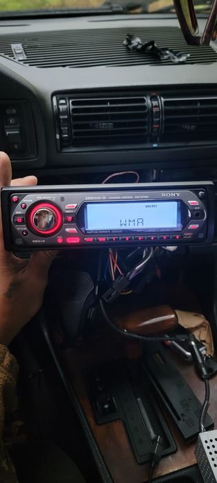 Магнитола соні знята з авто перед продажою