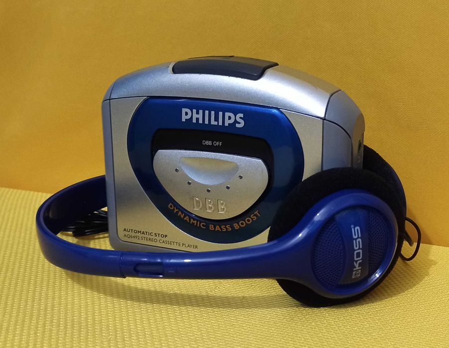 Кассетный плеер PHILIPS AQ6492 в комплекте с наушниками
