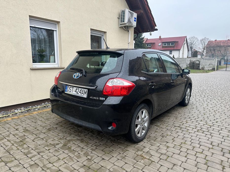 Sprzedam Toyota Auris hybryda !