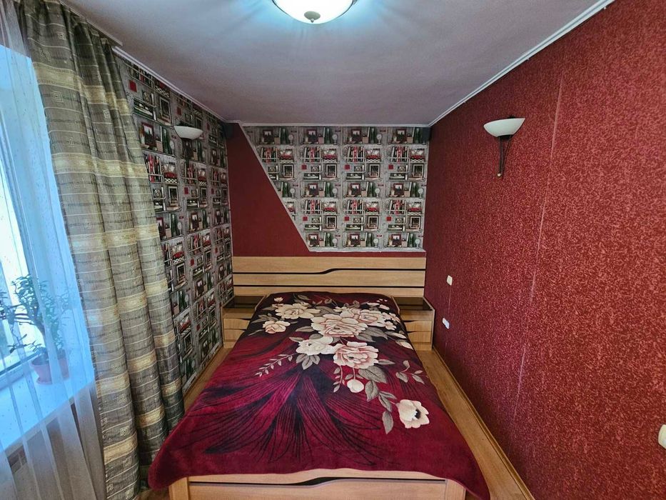 Продаж квартири на Виставці