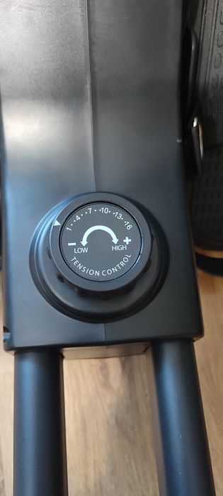 Wioślarz magnetyczny, ergometr, nowy, 16 poziomów oporu