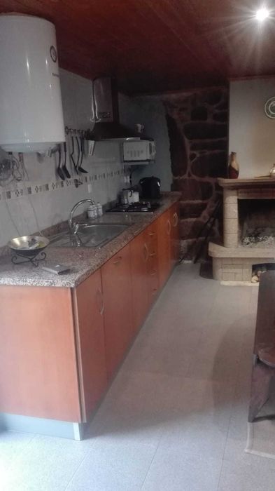 Arrendamento de casa de aldeia em Cinfães