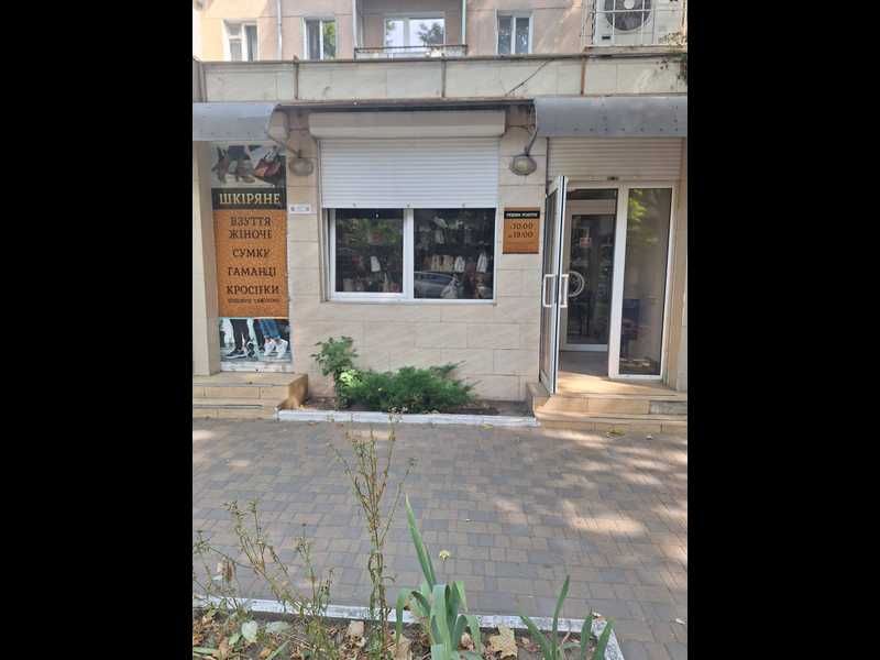 Продаж приміщення магазину 74.8м2, м.Чорноморськ, вулиця Данченка
