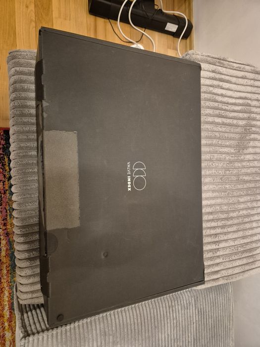 Valve Index – komplet, stan bdb+ – użyte < 10 h