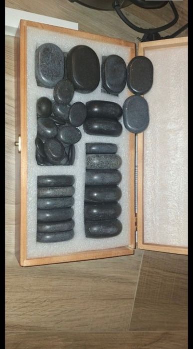 Kamienie do masażu z podgrzewaczem