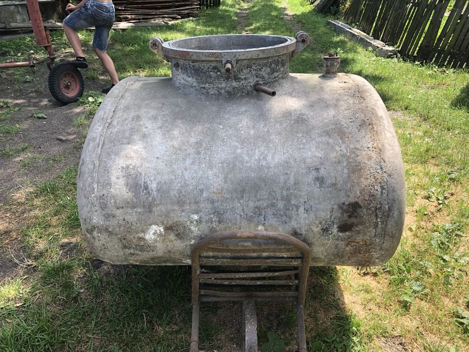 Бочка, цистерна з харчового алюмінію