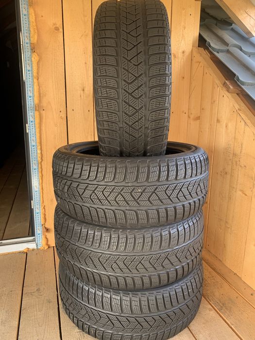 215/45/17 91Н Pirelli SOTTOZERO 3