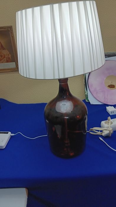 Candeeiro feito de garrafão n/usado!