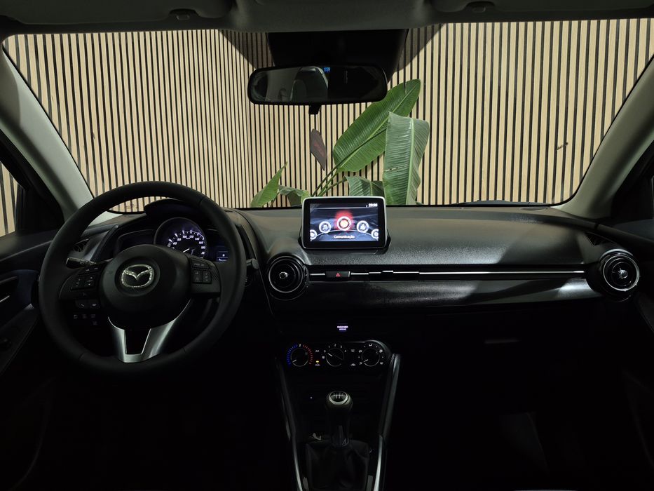 Mazda 2 1.5 GASOLINA - 2017 | GARANTIA | NACIONAL