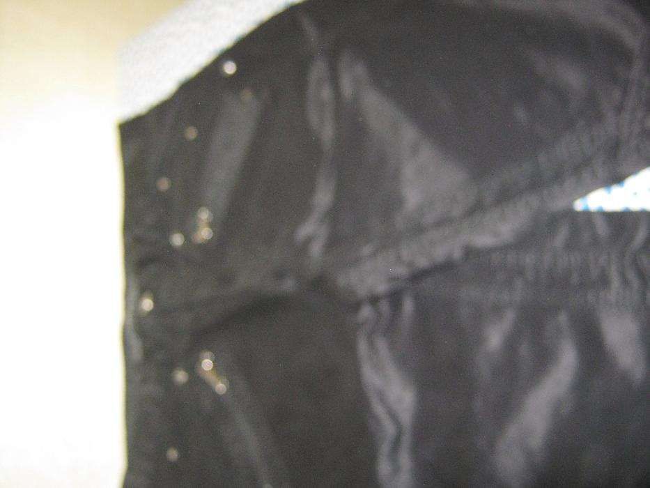 Мужские брюки, красивые, ткань блестящая.