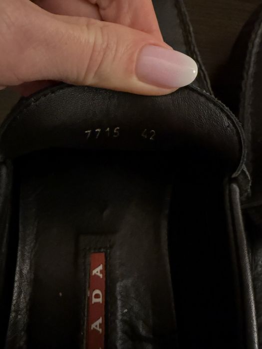 Prada чоловічі  взуття