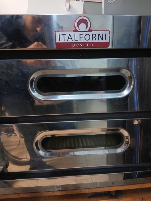 Forno de pizzas industrial