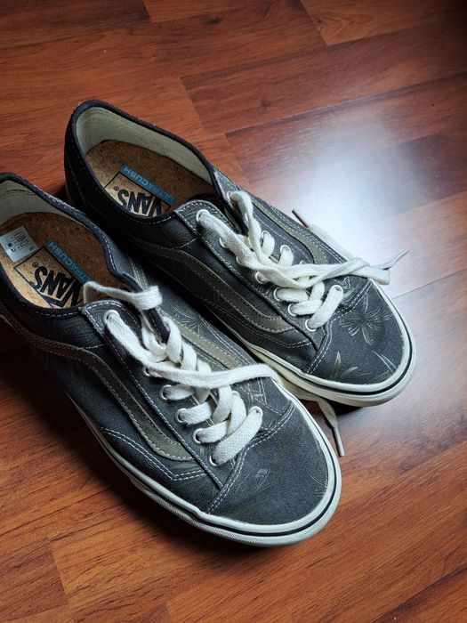 Ténis Vans tamanho 43