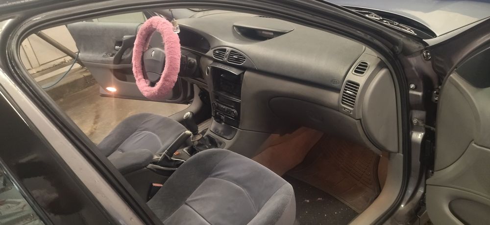 Renault laguna 1.5 gasolina