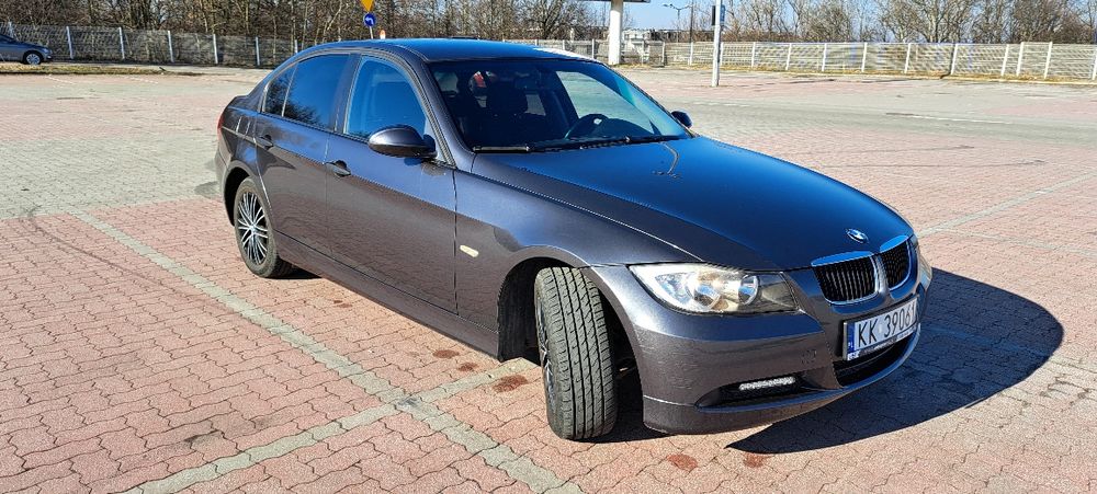 BMW E90 N46 2.0 benzyna