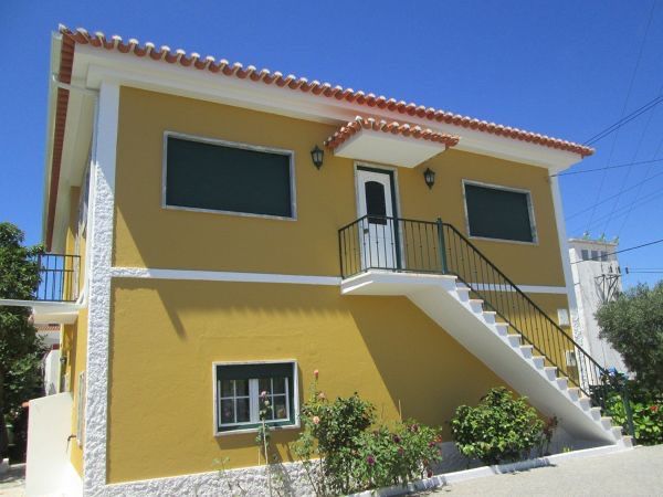 Execução Profissional de Pintura para Casas e Apartamentos