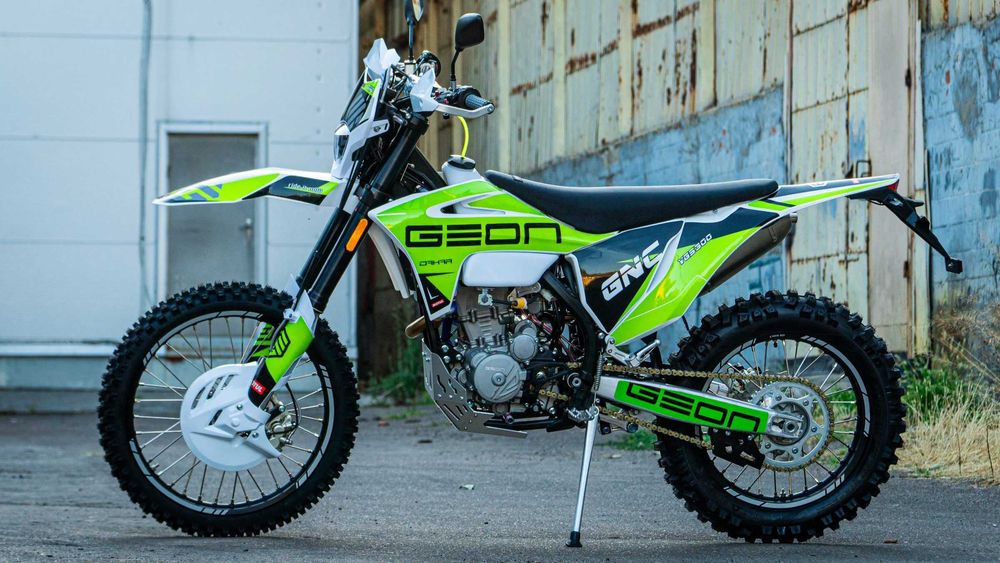 Мотоцикл GEON Dakar
GNC 300