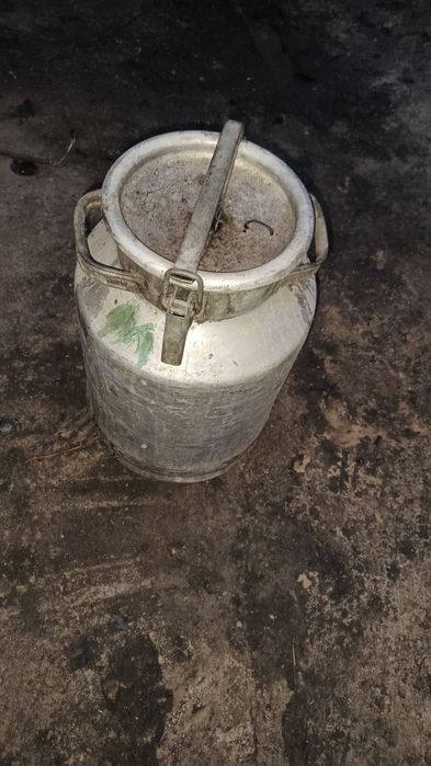 Алюмінієві бідони .