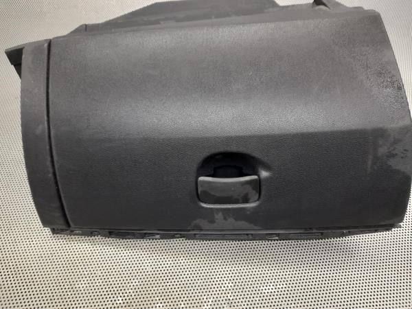 Porta luvas RENAULT Clio III (BR0/1, CR0/1)