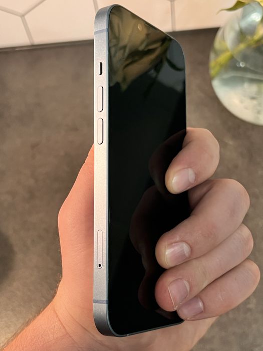 Iphone 14 w bardzo dobrym stanie