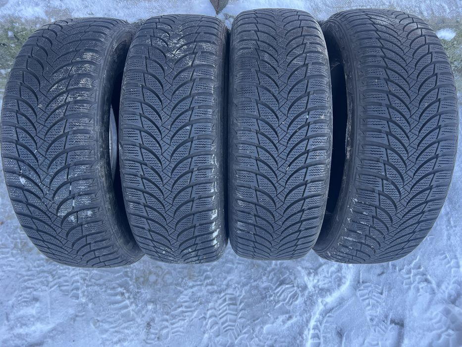 Зимові шини 215/60/r16