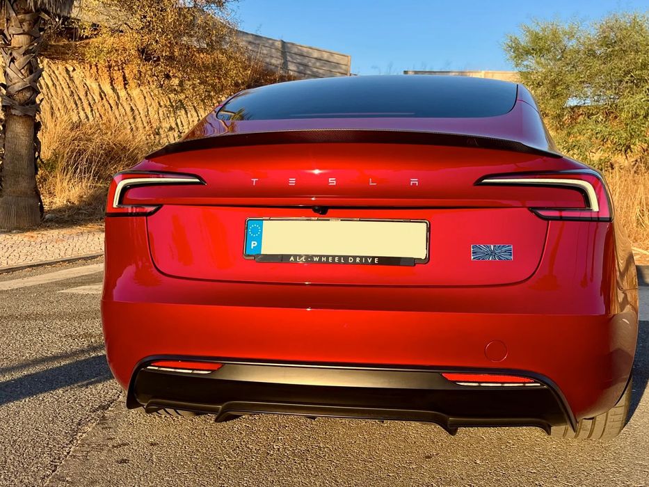 Tesla Model 3 Performance Tração Integral