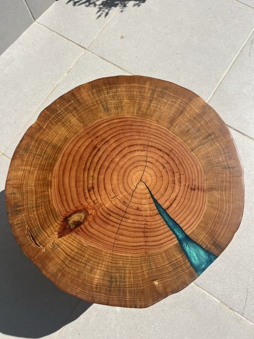 Mesa de centro madeira com epoxy