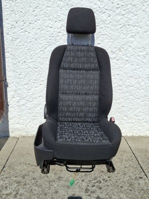 Sprzedam fotel prawy pasazera peugeot 307