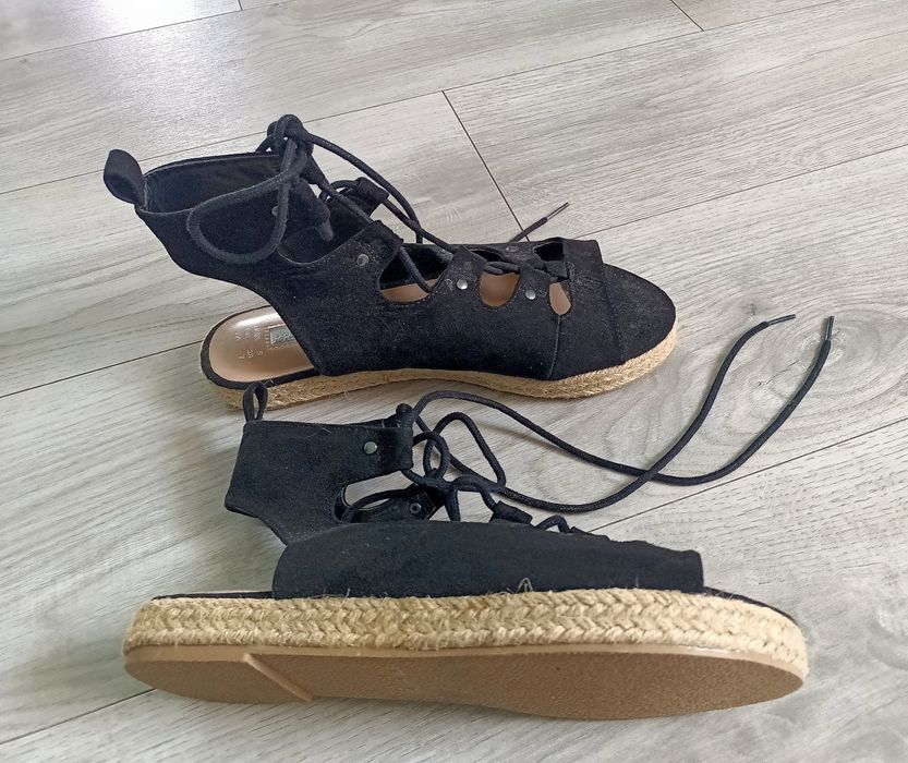 Nowe wiązane regulowane sandały espadryle zamsz alt goth punk emo y2k