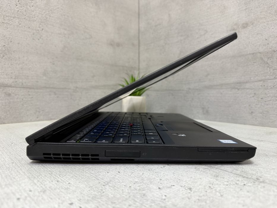 Надійний ноутбук Lenovo P50/15.6"/Xeon/Nvidia/16gb ddr4/256gb ssd