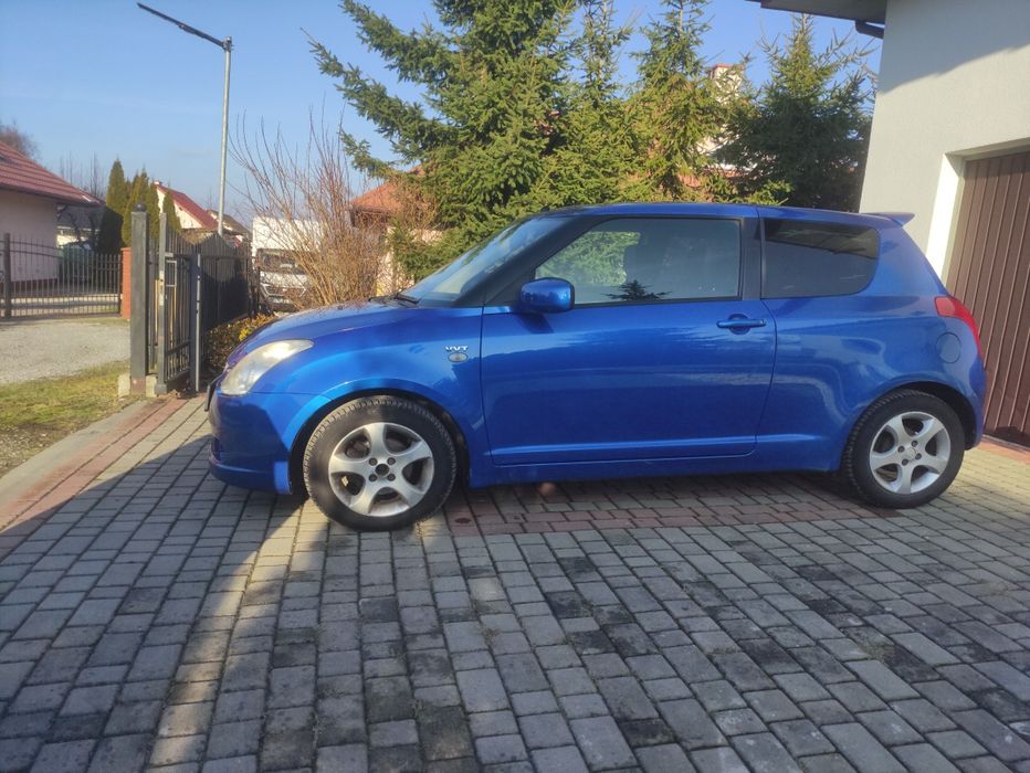 Suzuki Swift 1.5: 2006r. 3 drzwi