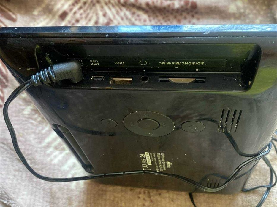 Цифровая фоторамка Ritmix RDF-802 .