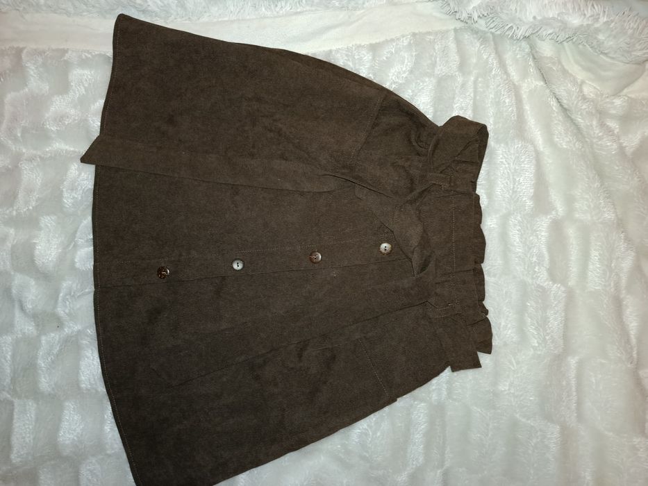 Жіноча коричнева спідниця