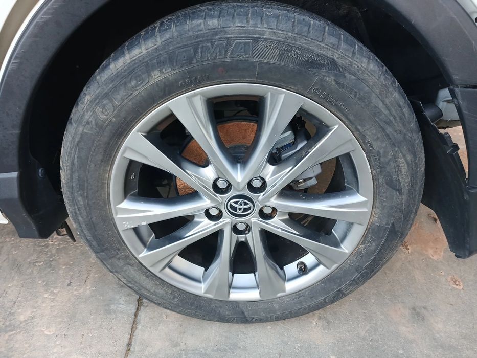 Conjunto de jantes TOYOTA RAV4 IV (_A4_)