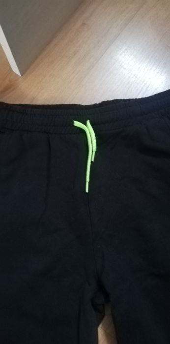 Spodnie dresowe czarne