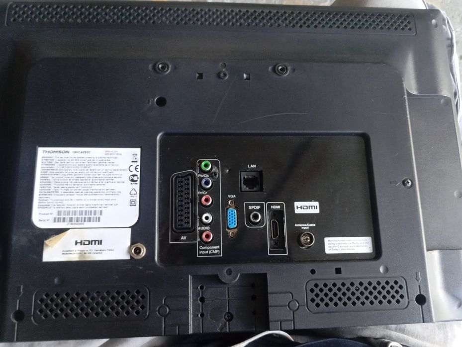 Tv LED Thomson 19HT4253C  19 cali szkiełko ;)