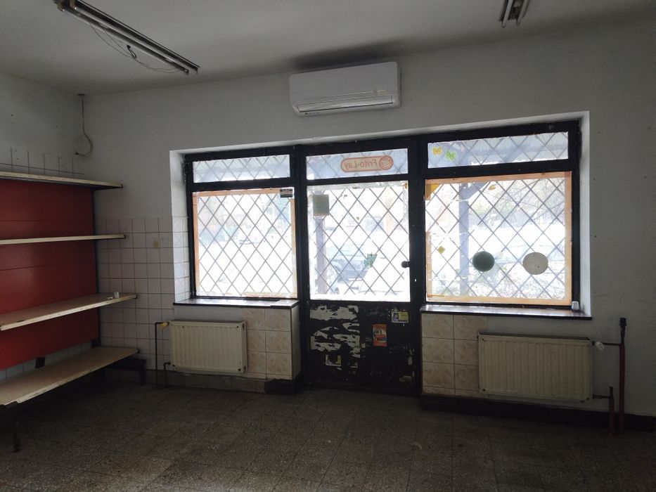 Lokal handlowo usługowy 55 m2 z witryną